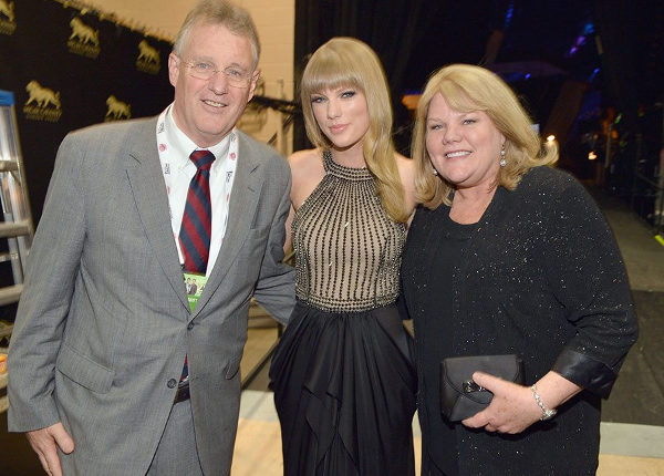 taylor mother father